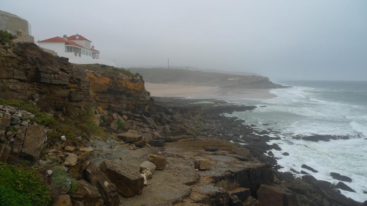 Appartamento Ribeira Dos Marinheiros Amarelo Sintra Esterno foto