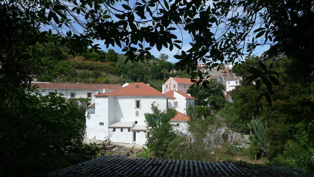 Appartamento Ribeira Dos Marinheiros Amarelo Sintra Esterno foto